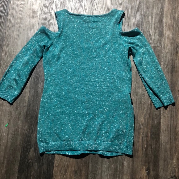 Women’s Bebe Sparkly Cold Shoulder Blouse Sz L - Picture 4 of 5